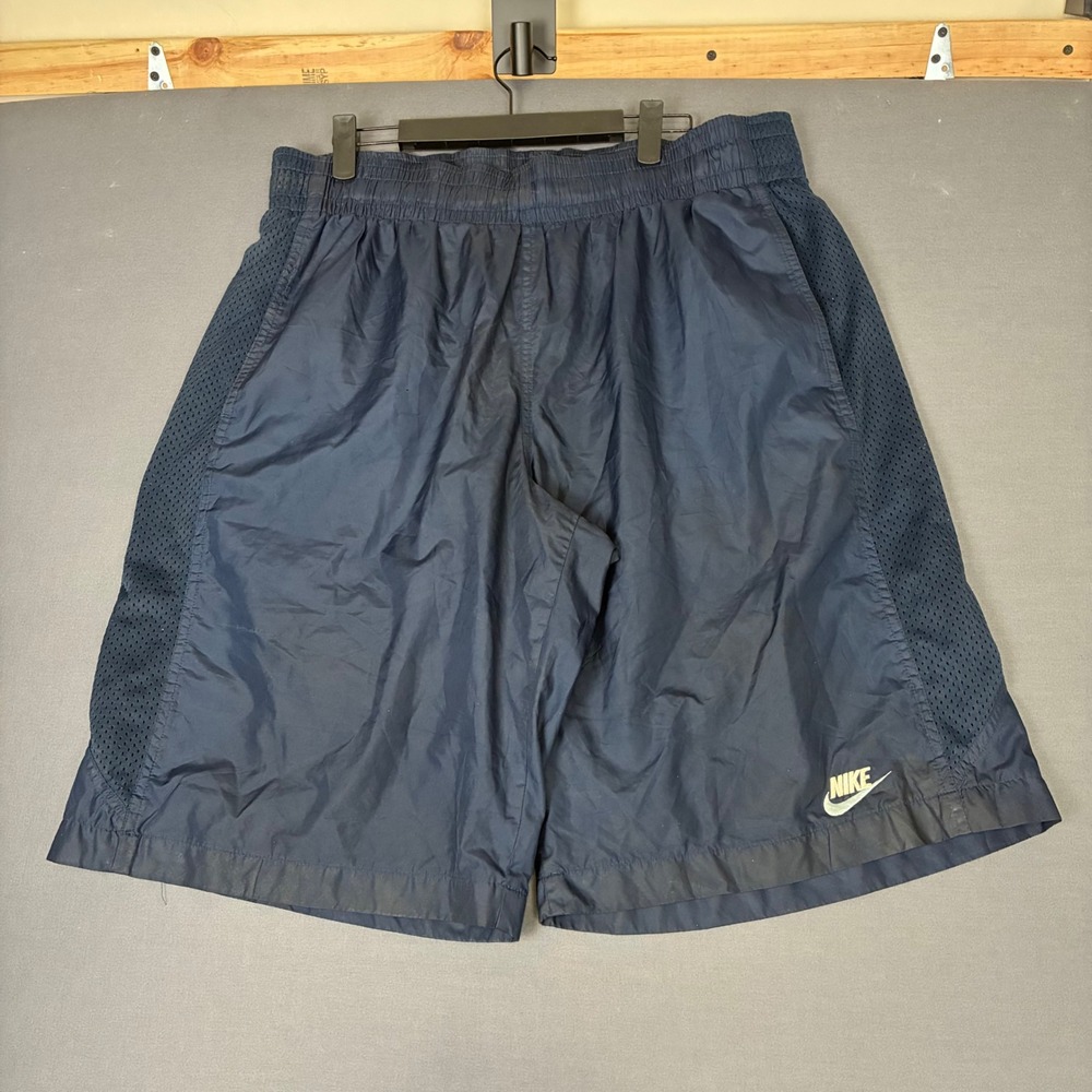 Y2K Nike Men's Navy Blue Mesh Shorts Size XL (36) 12" Inseam